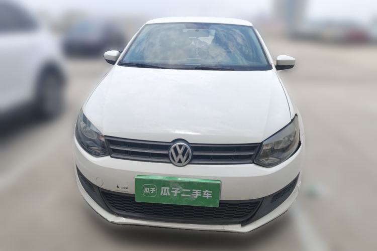 Used Volkswagen Polo 2013 1.4L Manual Fashion Edition Front