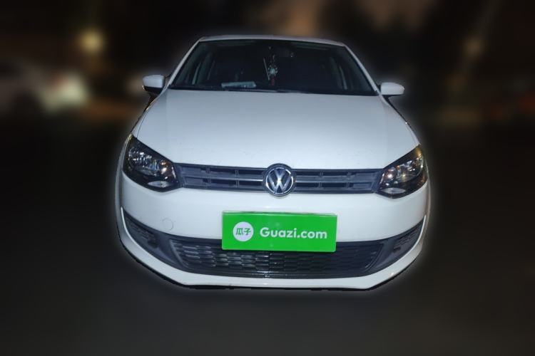 Used Volkswagen Polo 2013 1.4L Manual Fashion Edition Front