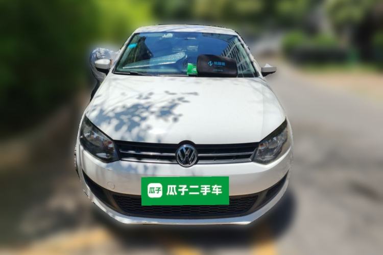 Used Volkswagen Polo 2013 1.4L Manual Fashion Edition Front