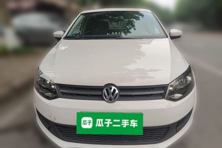 Used Volkswagen Polo 2013 1.4L Manual Fashion Edition Front