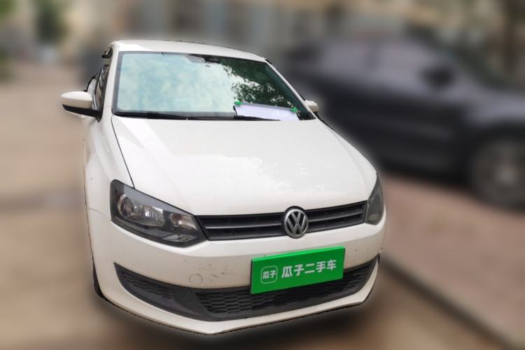 Used Volkswagen Polo 2013 1.4L Manual Fashion Edition Front