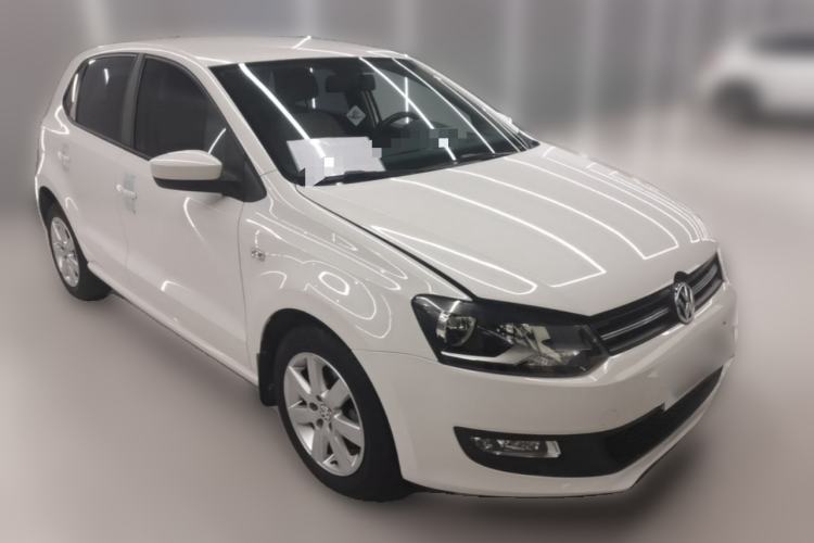 Used Volkswagen Polo 2013 1.4L Automatic Comfort Edition Front Right 45 Deg