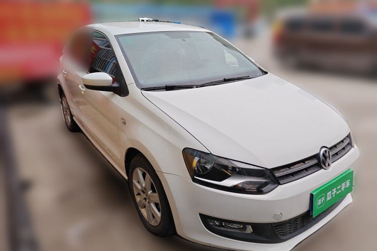 Used Volkswagen Polo 2013 1.6L Manual Comfort Edition Front Right 45 Deg