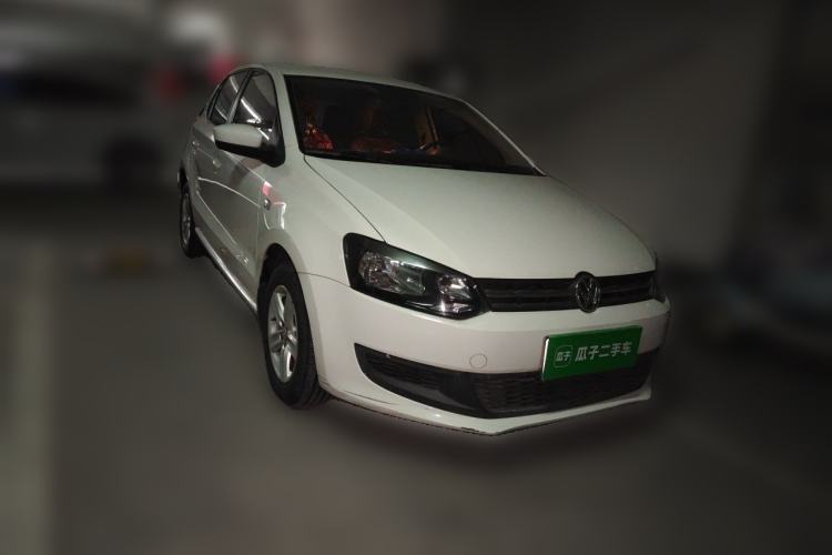 Used Volkswagen Polo 2013 1.4L Manual Fashion Edition Front Right 45 Deg
