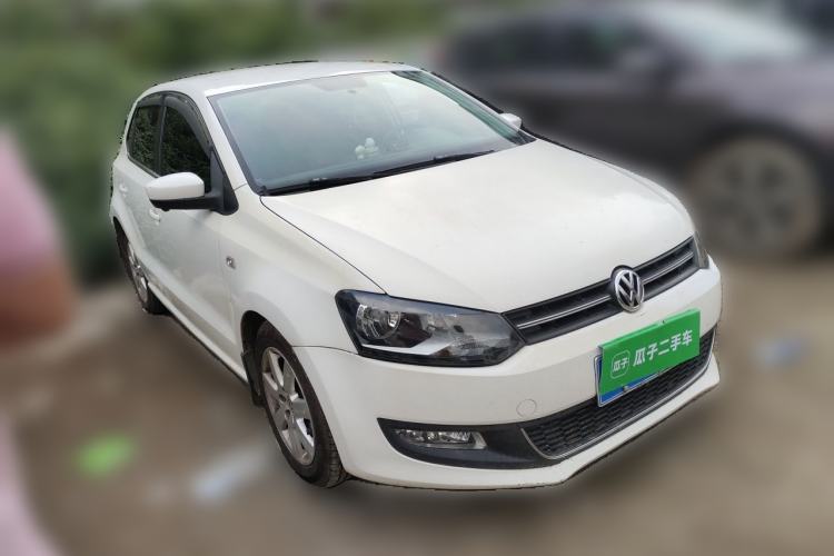 Used Volkswagen Polo 2013 1.4L Manual Fashion Edition Front Right 45 Deg