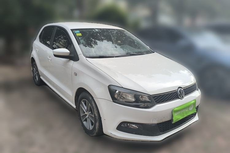 Used Volkswagen Polo 2013 1.4L Manual Fashion Edition Front Right 45 Deg