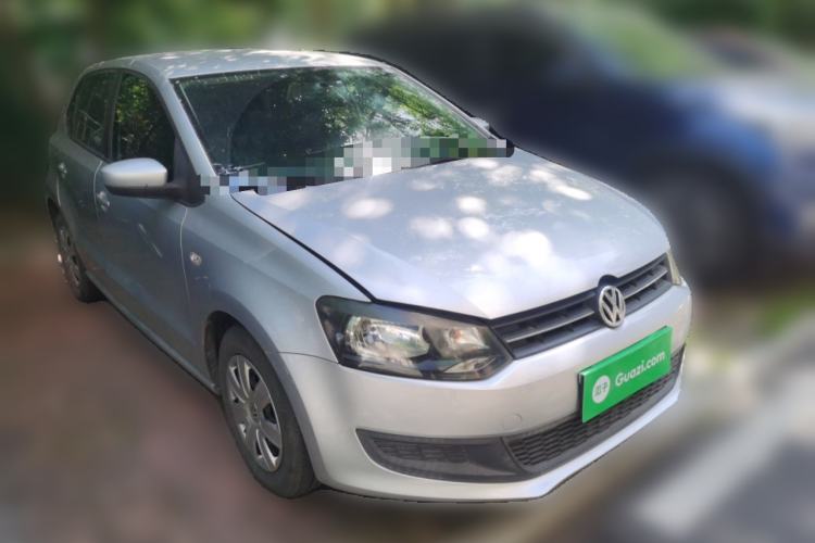 Used Volkswagen Polo 2013 1.4L Manual Fashion Edition Front Right 45 Deg