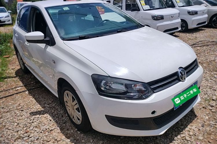 Used Volkswagen Polo 2013 1.4L Manual Fashion Edition Front Right 45 Deg