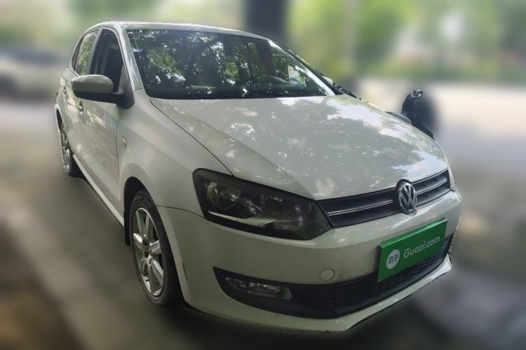 Used Volkswagen Polo 2013 1.4L Manual Comfort Edition Front Right 45 Deg