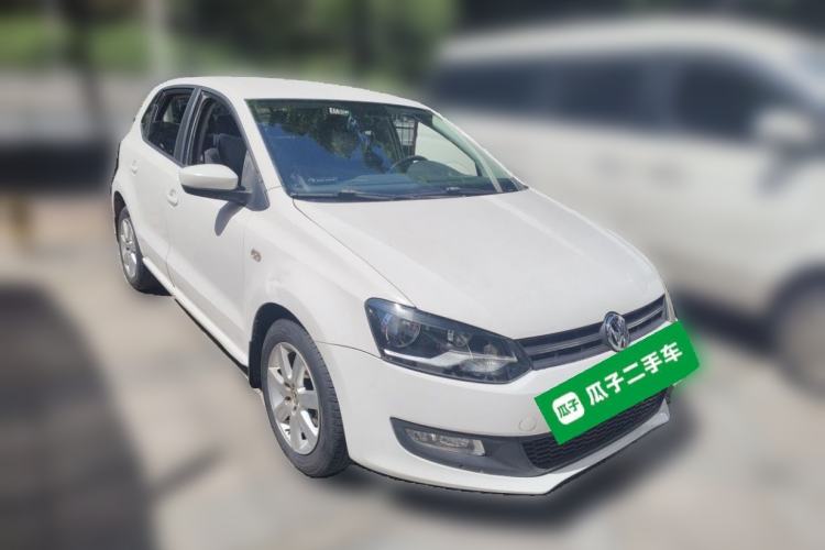 Used Volkswagen Polo 2013 1.4L Automatic Comfort Edition Front Right 45 Deg