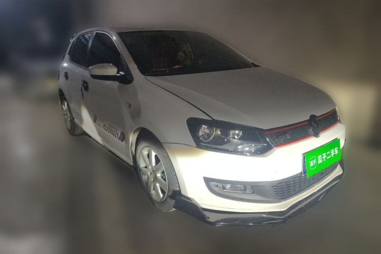 Used Volkswagen Polo 2013 1.6L Automatic Comfort Edition Front Right 45 Deg