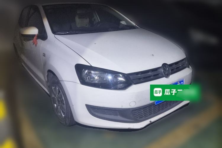 Used Volkswagen Polo 2013 1.4L Manual Fashion Edition Front Right 45 Deg