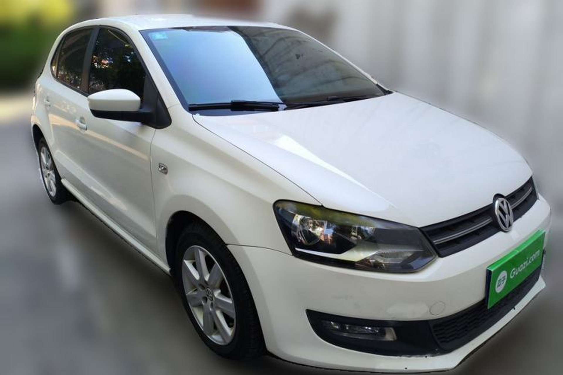 Used Volkswagen Polo 2013 1.4L Automatic Comfort Edition Front Right 45 Deg