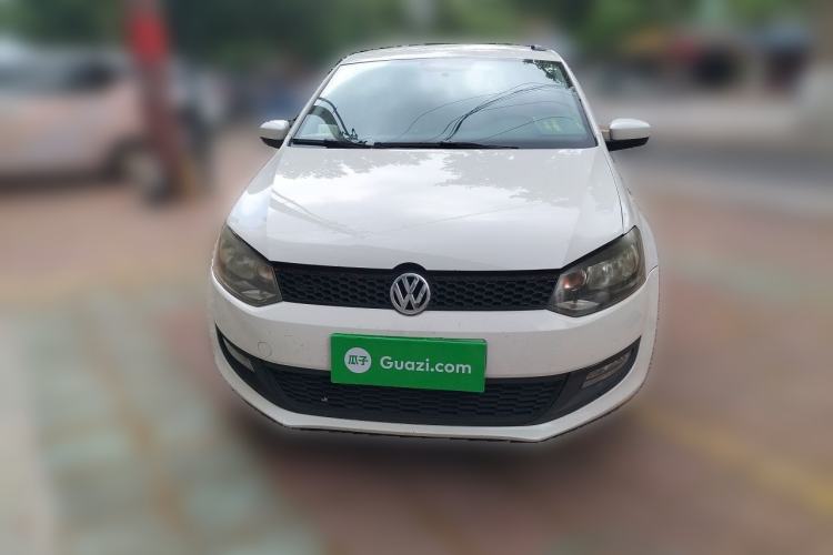 Used Volkswagen Polo 2013 1.4L Manual Fashion Edition Front