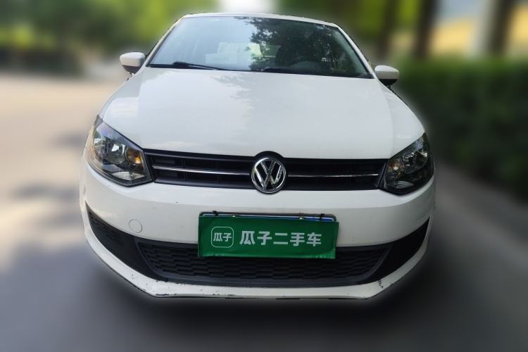 Used Volkswagen Polo 2013 1.4L Manual Fashion Edition Front