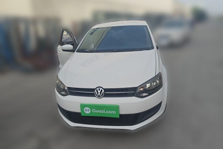 Used Volkswagen Polo 2013 1.4L Manual Fashion Edition Front