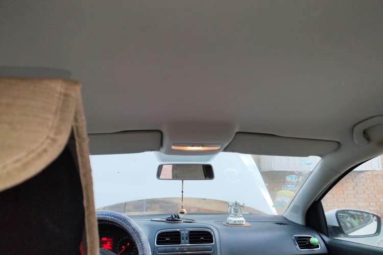 Used Volkswagen Polo 2013 1.4L Manual Comfort Edition Headliner