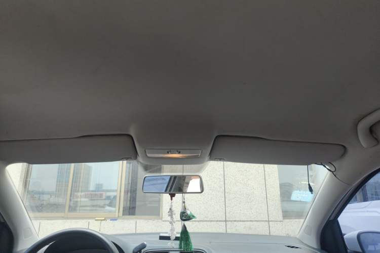 Used Volkswagen Polo 2013 1.4L Manual Fashion Edition Headliner