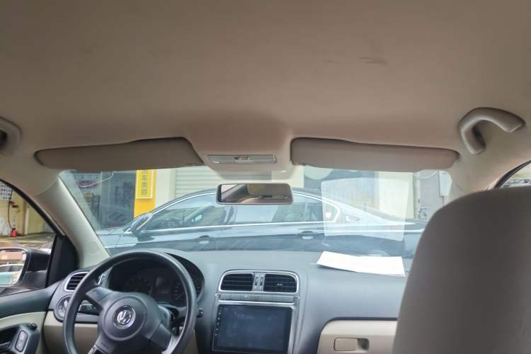 Used Volkswagen Polo 2013 1.6L Automatic Comfort Edition Headliner