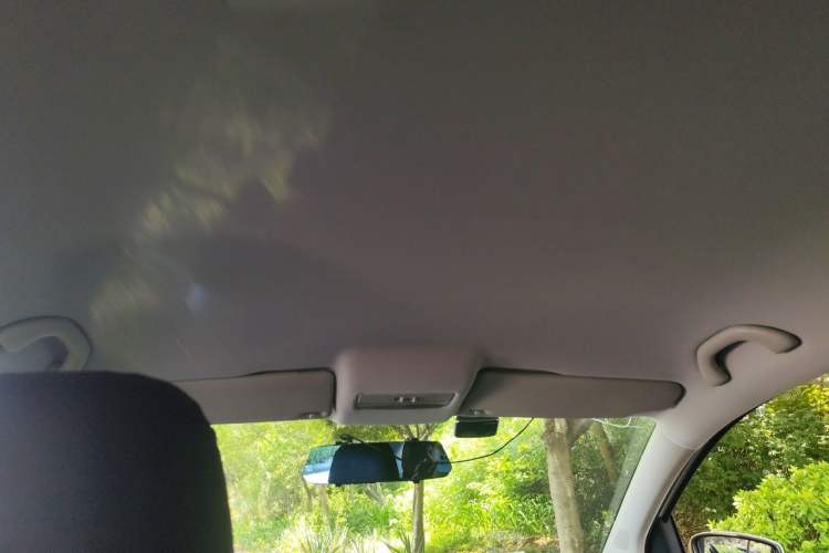 Used Volkswagen Polo 2013 1.4L Manual Comfort Edition Headliner