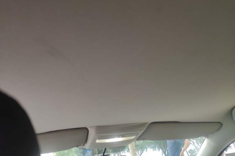 Used Volkswagen Polo 2013 1.4L Manual Fashion Edition Headliner