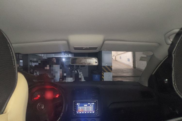 Used Volkswagen Polo 2013 1.4L Manual Fashion Edition Headliner