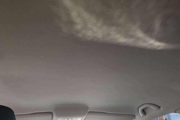Used Volkswagen Polo 2013 1.6L Automatic Comfort Edition Headliner