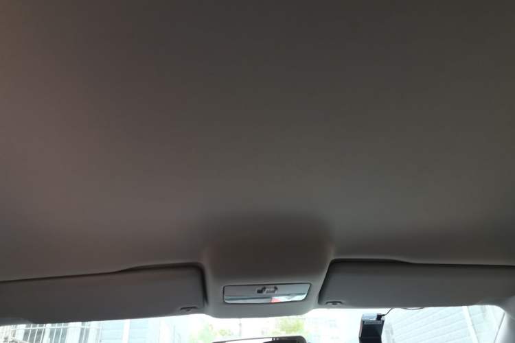 Used Volkswagen Polo 2013 1.4L Manual Fashion Edition Headliner