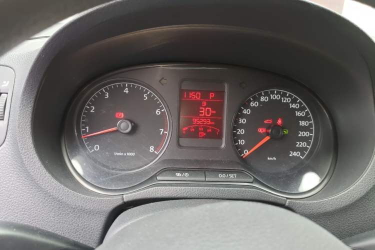 Used Volkswagen Polo 2013 1.6L Automatic Comfort Edition Instrument Cluster