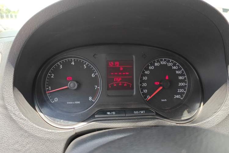 Used Volkswagen Polo 2013 1.6L Manual Comfort Edition Instrument Cluster