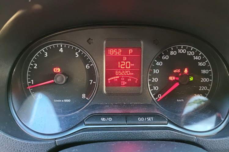 Used Volkswagen Polo 2013 1.4L Automatic Luxury Edition Instrument Cluster