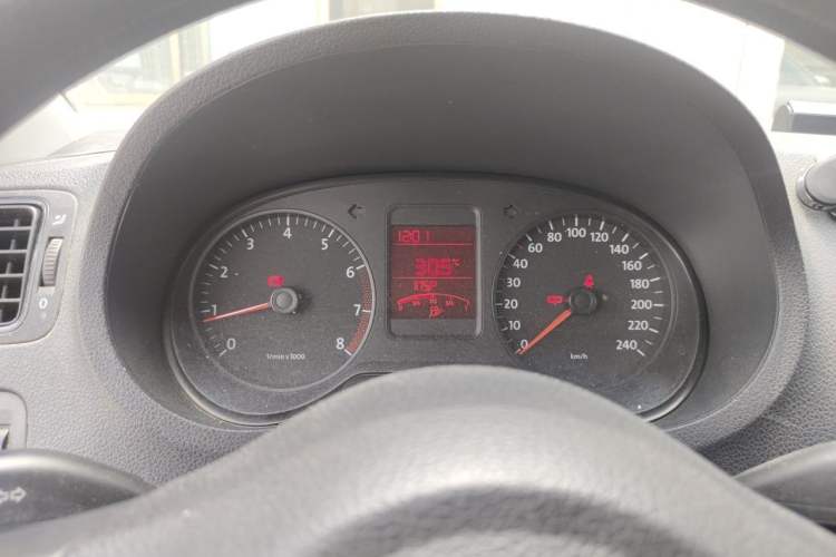 Used Volkswagen Polo 2013 1.4L Manual Fashion Edition Instrument Cluster