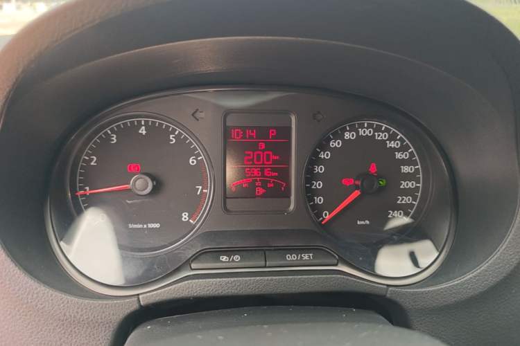 Used Volkswagen Polo 2013 1.6L Automatic Comfort Edition Instrument Cluster