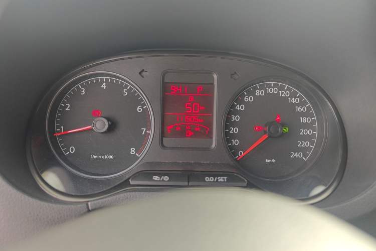 Used Volkswagen Polo 2013 1.6L Automatic Comfort Edition Instrument Cluster