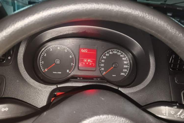 Used Volkswagen Polo 2013 1.6L Automatic Comfort Edition Instrument Cluster