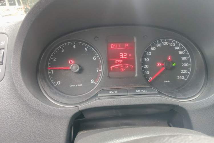 Used Volkswagen Polo 2013 1.6L Automatic Comfort Edition Instrument Cluster