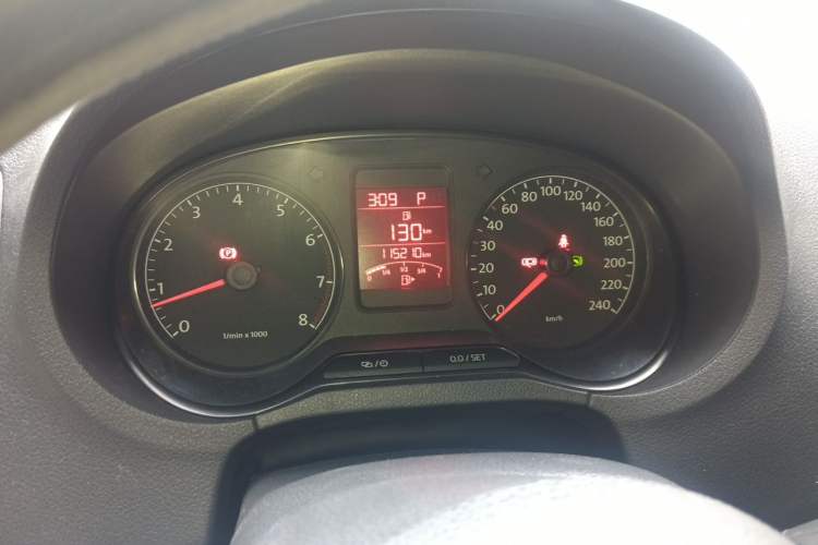 Used Volkswagen Polo 2013 1.6L Automatic Comfort Edition Instrument Cluster