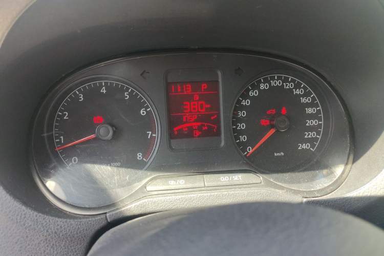 Used Volkswagen Polo 2013 1.6L Automatic Comfort Edition Instrument Cluster