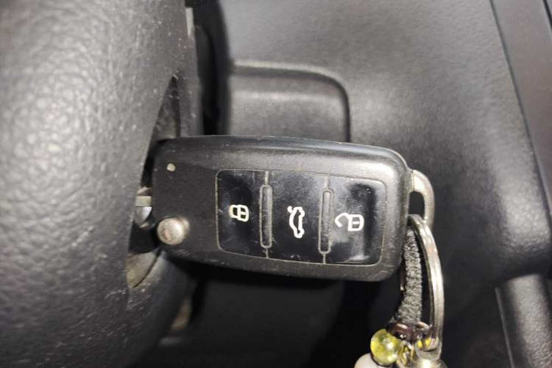 Used Volkswagen Polo 2013 1.4L Manual Fashion Edition Interior 1