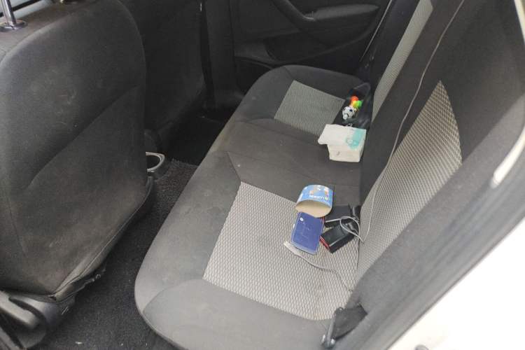 Used Volkswagen Polo 2013 1.4L Manual Fashion Edition Interior 4