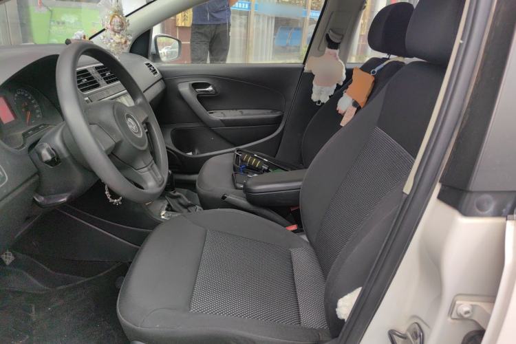 Used Volkswagen Polo 2013 1.6L Automatic Comfort Edition Left Front Seat