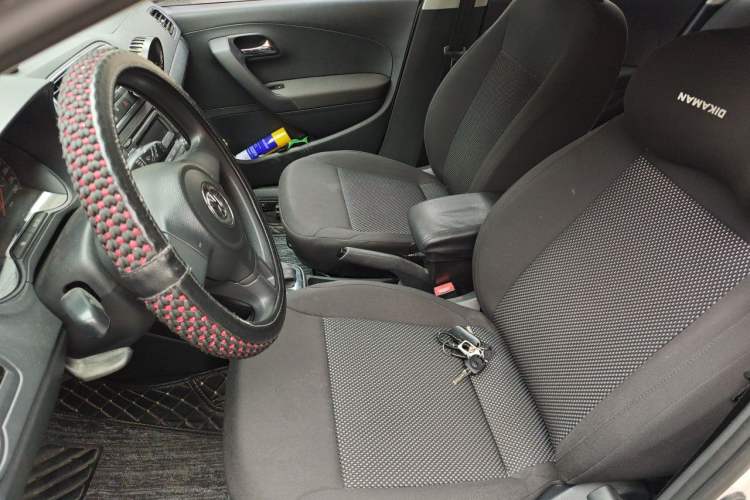 Used Volkswagen Polo 2013 1.6L Automatic Comfort Edition Left Front Seat