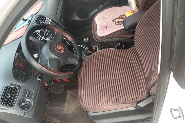 Used Volkswagen Polo 2013 1.4L Manual Fashion Edition Left Front Seat
