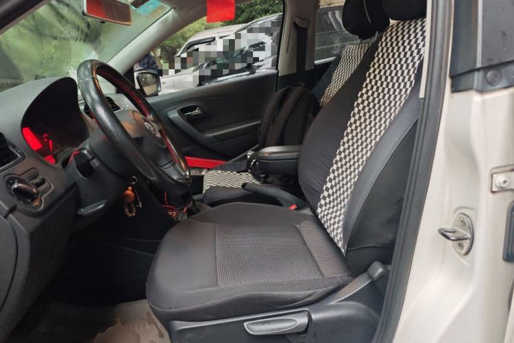 Used Volkswagen Polo 2013 1.4L Automatic Comfort Edition Left Front Seat