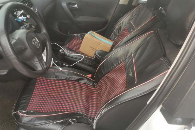 Used Volkswagen Polo 2013 1.4L Manual Fashion Edition Left Front Seat
