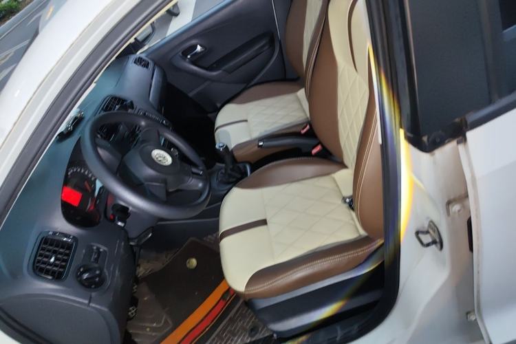 Used Volkswagen Polo 2013 1.4L Manual Fashion Edition Left Front Seat