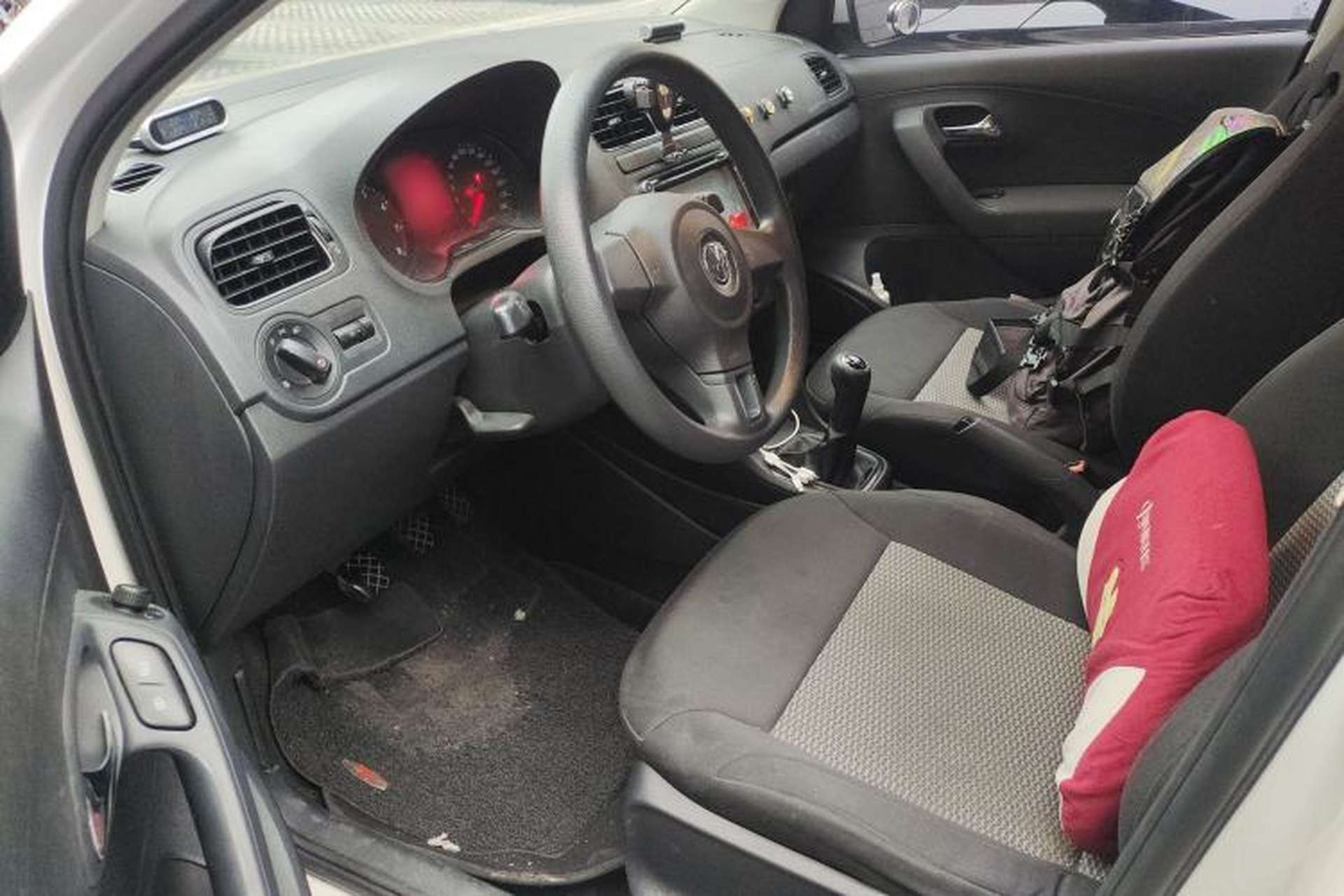 Used Volkswagen Polo 2013 1.4L Manual Fashion Edition Left Front Seat