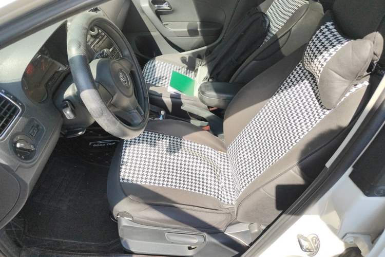 Used Volkswagen Polo 2013 1.6L Automatic Comfort Edition Left Front Seat