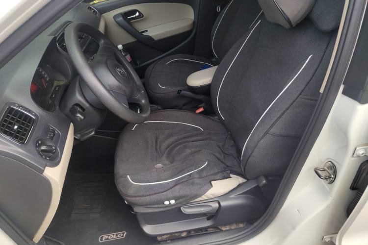 Used Volkswagen Polo 2013 1.6L Automatic Comfort Edition Left Front Seat