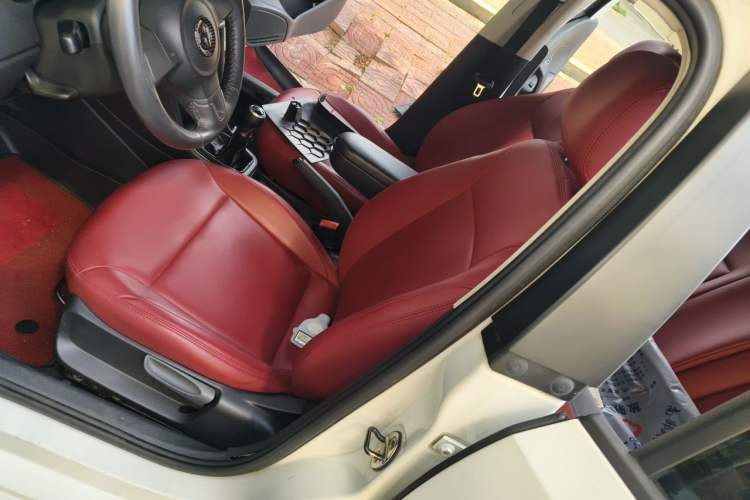 Used Volkswagen Polo 2013 1.4L Manual Comfort Edition Left Front Seat